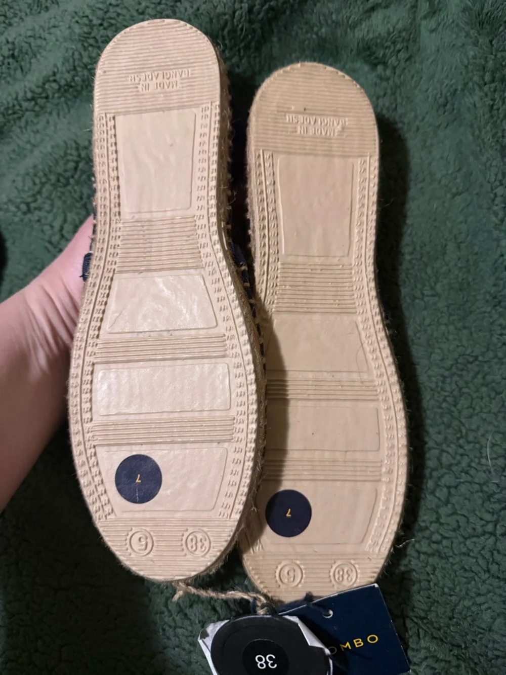Piombo Navy Embroidered Espadrilles with Orange & Pink Flowers 7 new - Picture 3 of 3